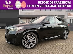 BMW X1 - xDrive30e 20 inc l Pano l Zeer luxe l Hybrid