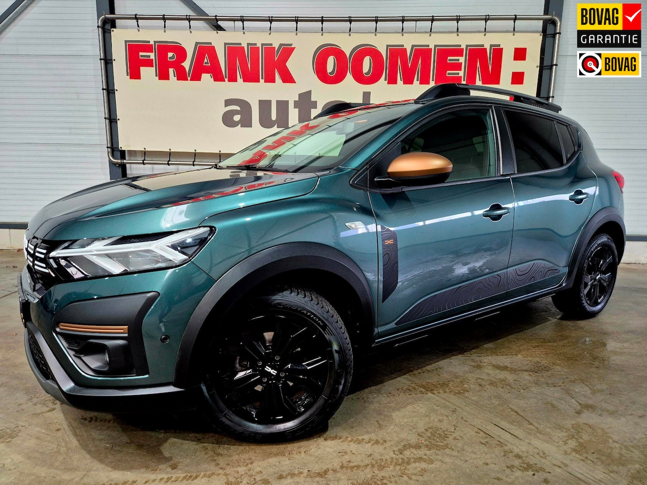 Dacia Sandero Stepway - 1.0 TCe 90PK Comfort + LED|Keyless|Navi|Apple|Android|Dodehoek|Climate|Cruise|Camera|PDC|1 - AutoWereld.nl