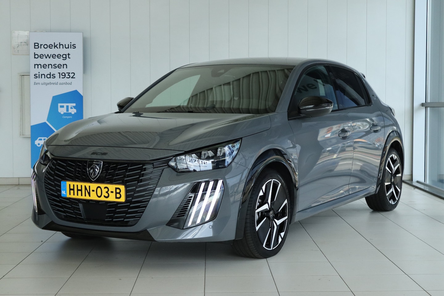 Peugeot 208 - 1.2 Hybrid 145 e-DCS6 GT | Adapt. Cruise | 360 Camera | Keyless | Climate | Carplay | Navi - AutoWereld.nl