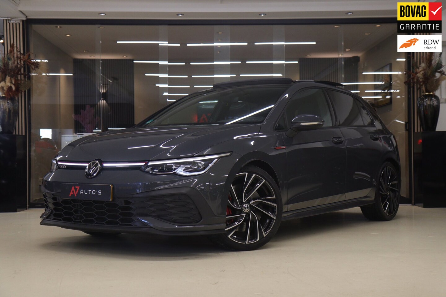 Volkswagen Golf - 2.0 TSI CLUBSPORT /PANO/CARPLAY/ACC/BLINDSPOT/SFEER/VOL - AutoWereld.nl