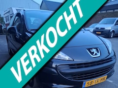 Peugeot 207 - 1.4-16V X-line