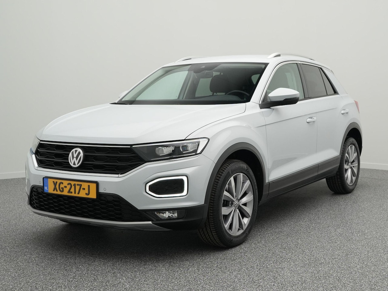Volkswagen T-Roc - Style 1.0 TSI 115 PK | LED | Navigatie | Achteruitrijcamera | Trekhaak | Stoelverwarming | - AutoWereld.nl