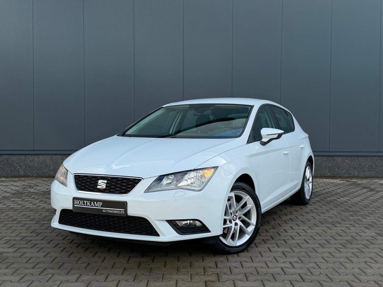 SEAT Leon - 1.2 TSI | CRUISE| AIRCO | STOELVERWARMING| 5 DEURS | 110 PK - AutoWereld.nl