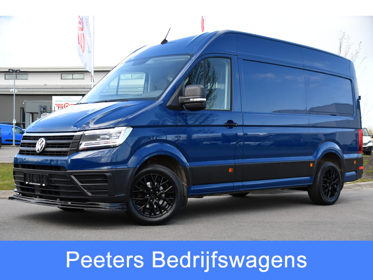 Volkswagen Crafter - 35 2.0 TDI L3H3 PB Edition Cruise, Carplay, LED, 140pk, Automaat, Multimedia, - AutoWereld.nl