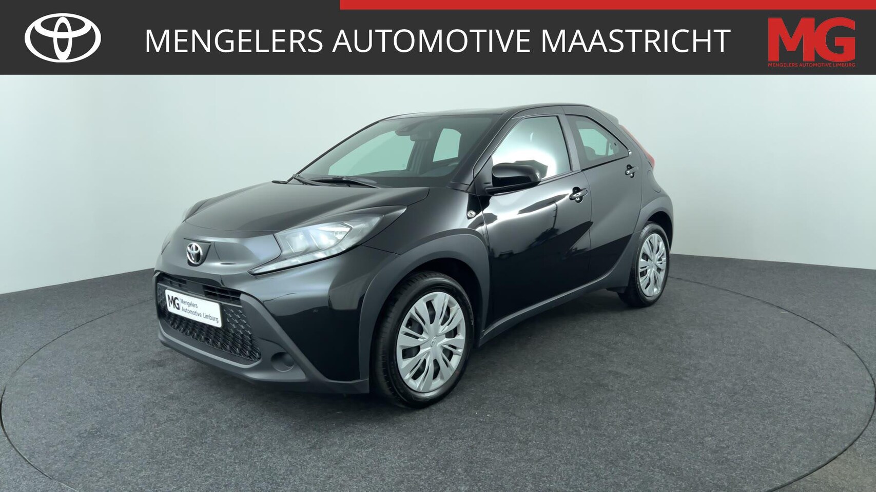 Toyota Aygo X - 1.0 VVT-i MT Play | Rijklaar | Camera | Apple Carplay/-Android Auto - AutoWereld.nl
