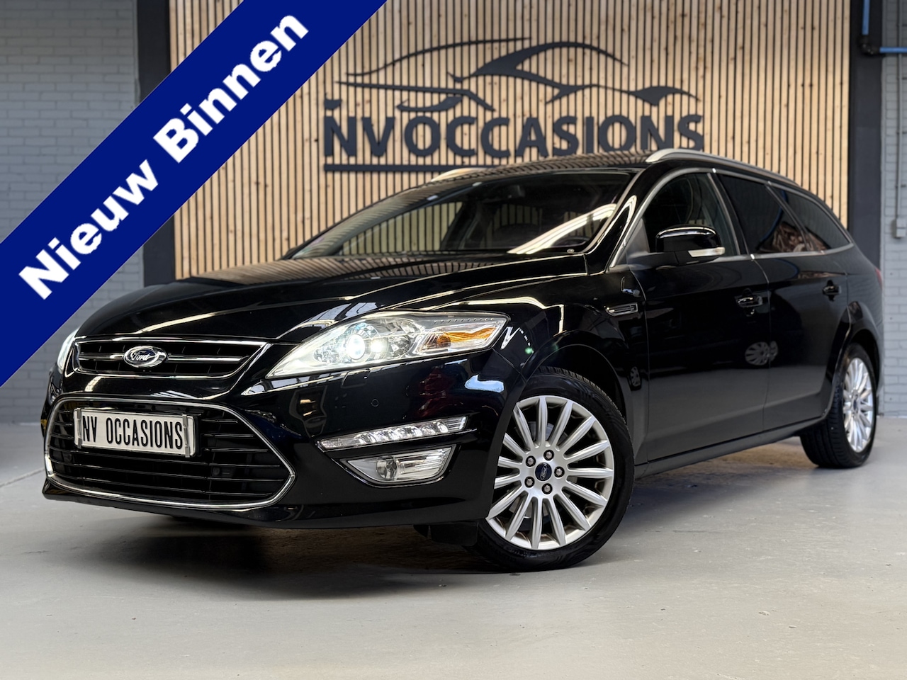 Ford Mondeo Wagon - 1.6 EcoBoost Platinum DEALEROH/XENON/PDC/SCHUIFDAK/LEDER/LUXE/NAP/APK!! - AutoWereld.nl