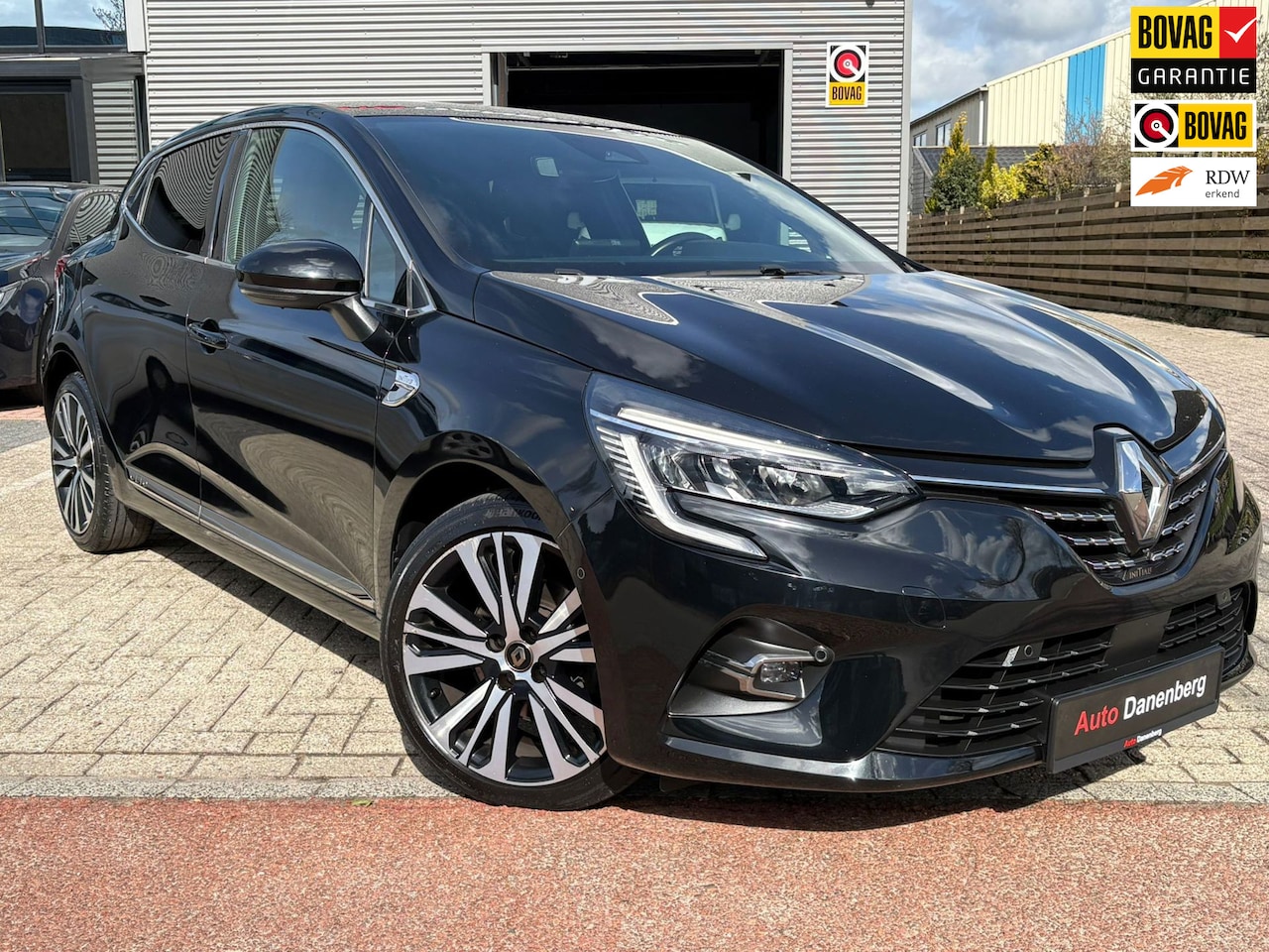 Renault Clio - 1.3 TCe Initiale Paris LEER!CAMERA!BOL-VOL! GARANTIE, AUTOMAAT - AutoWereld.nl