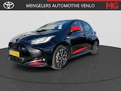 Toyota Yaris - 1.5 Hybrid Dynamic RIJKLAAR | Navi via App | Climate Control | Cruise Control Adaptief | C