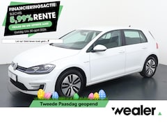 Volkswagen e-Golf - E-DITION | 136 PK | SoH 89% | Adaptive cruise control | Climate control | Apple Carplay/An