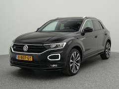 Volkswagen T-Roc - R-Line 1.5 TSI 150 PK DSG | LED | Stoelverwarming | Achteruitrijcamera | 19 Inch Velgen |