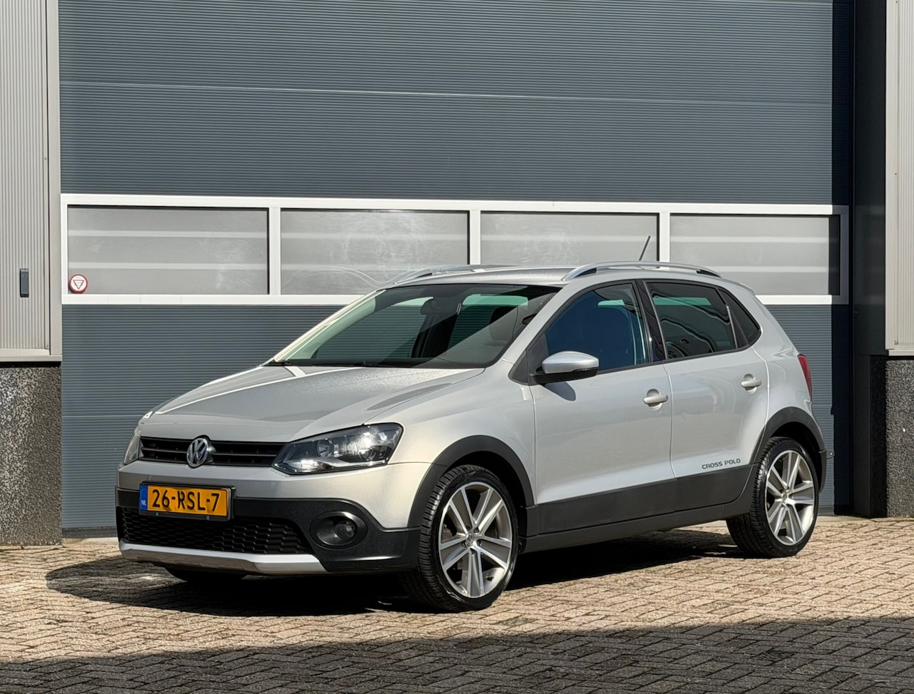 Volkswagen Polo - 1.4-16V Cross bj.2011 Navi|Trekh|Cc|Nap. - AutoWereld.nl