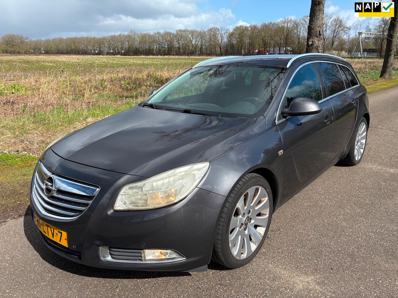 Opel Insignia Sports Tourer - 1.6 T Cosmo Airco/Trekhaak/Turbo/6Bak/Lm/Rijdt goed - AutoWereld.nl