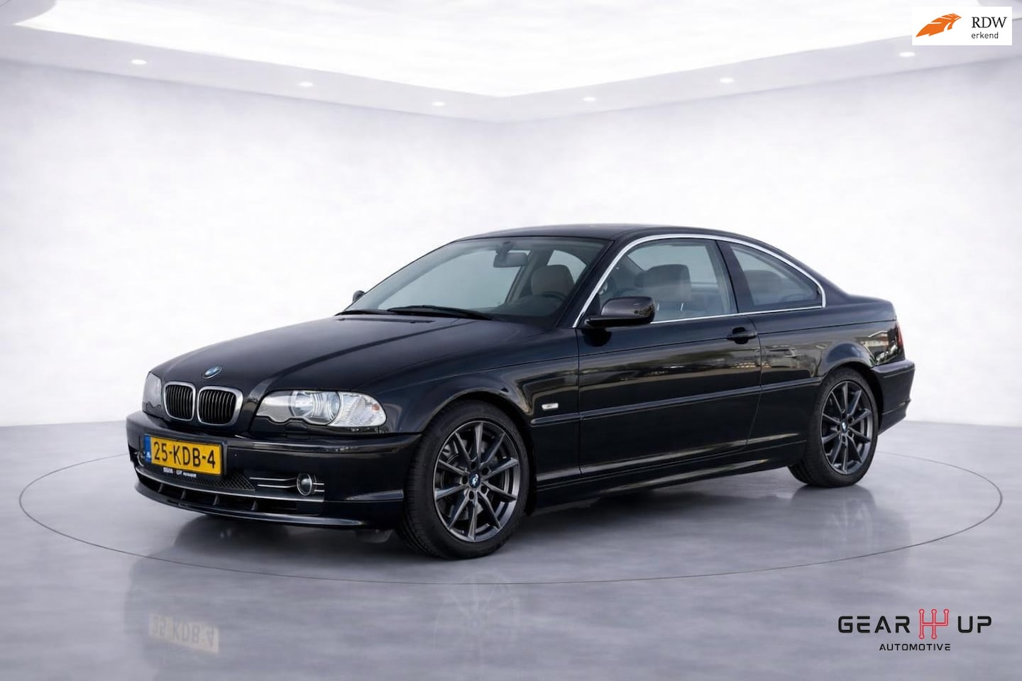 BMW 3-serie Coupé - 330Ci Executive CLIMA|NAVI|CRUISE|LEER|APK| - AutoWereld.nl
