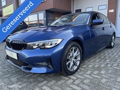 BMW 3-serie - 318i LED*NAVI*CARPLAY*PDC*CRUISE