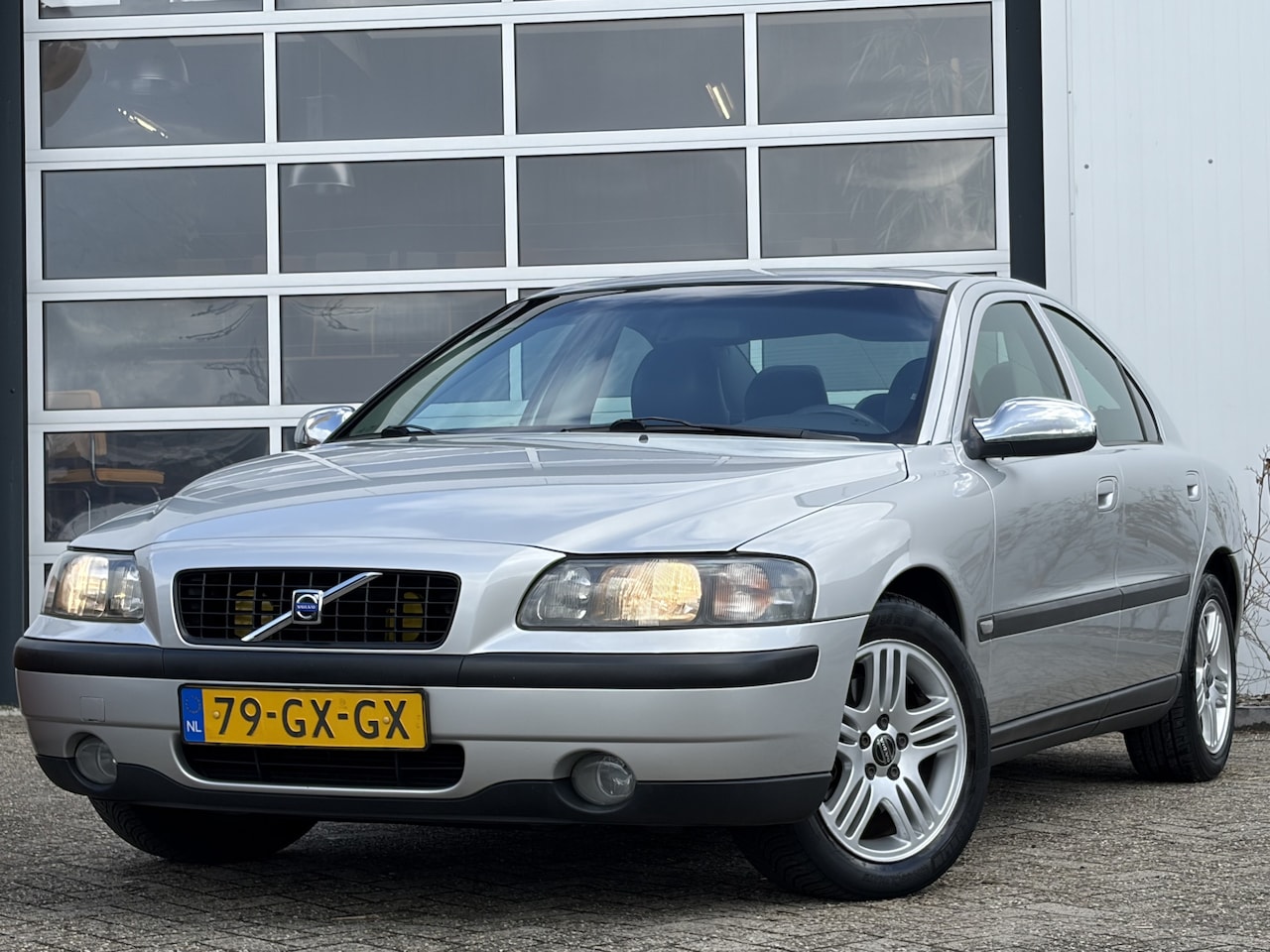 Volvo S60 - 2.4 Edition 140pk | 5 Cilinder | Boordcomputer | Cruise control | Electronic climate contr - AutoWereld.nl