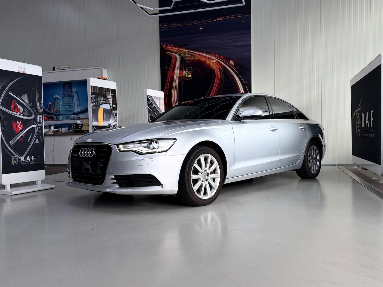 Audi A6 Limousine - 2.0 TFSI Pro Line Business,kanteldak - AutoWereld.nl