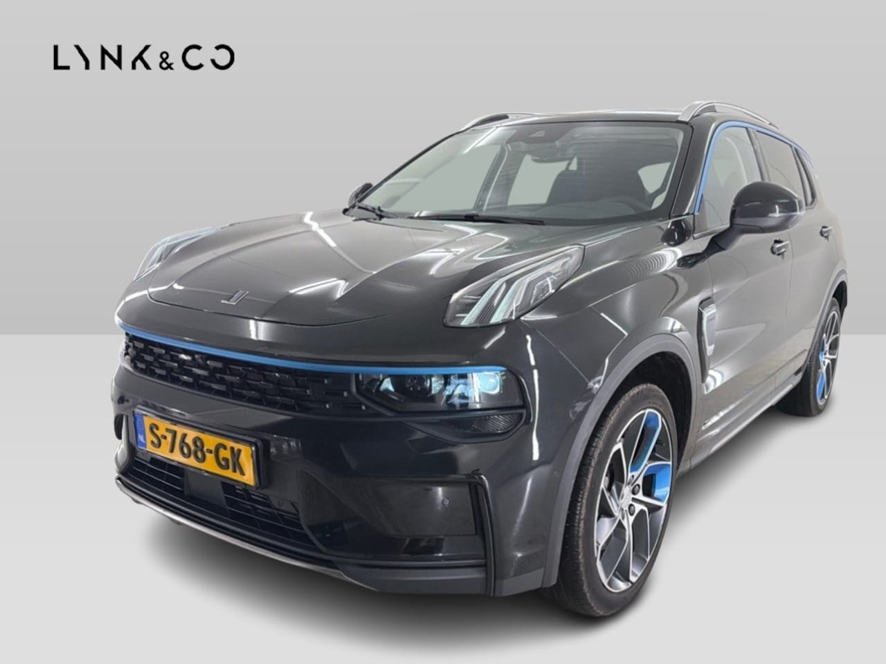 LYNK&CO LYNK & CO 01