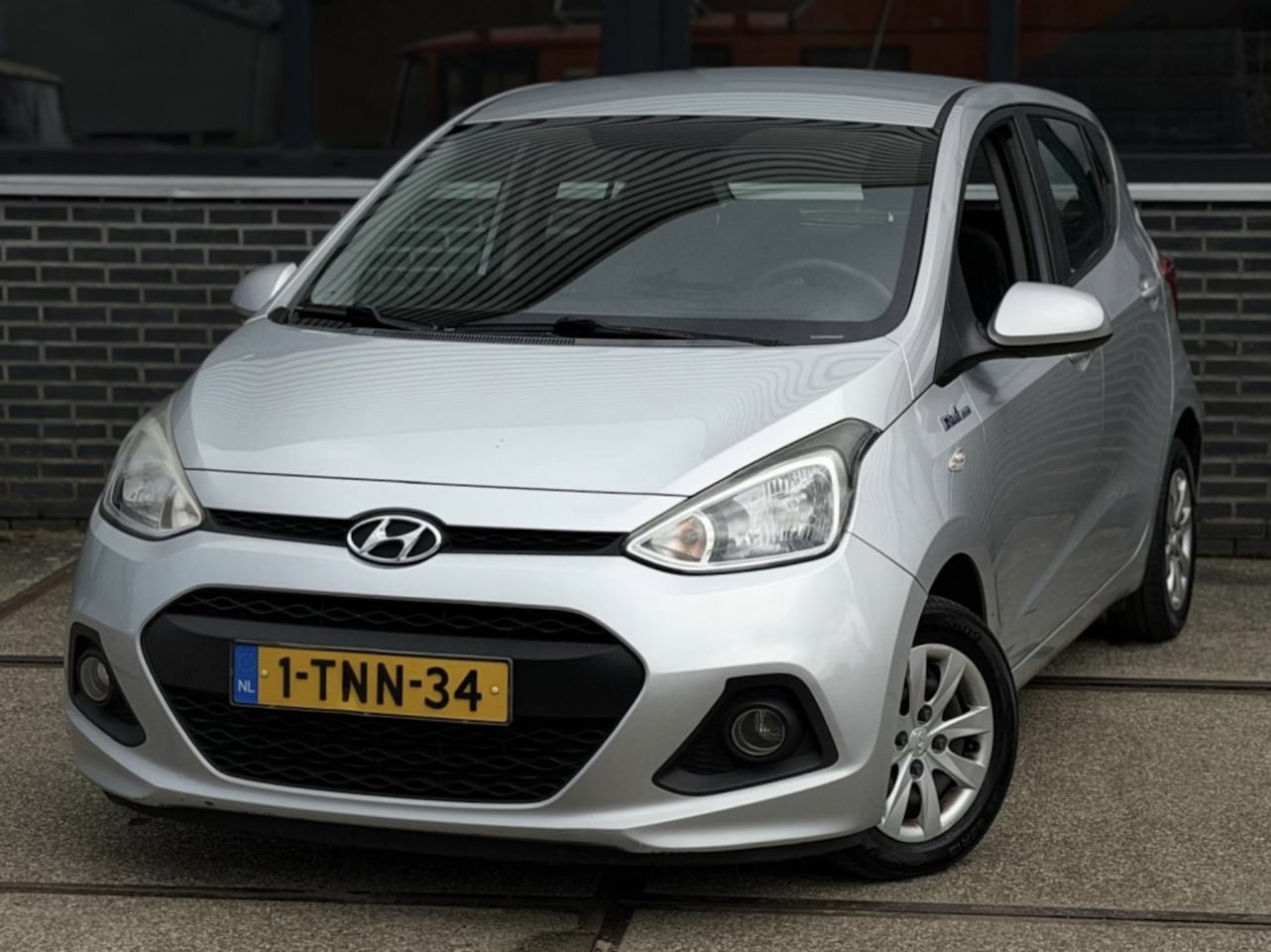 Hyundai i10 - 1.0i i-Motion Comf. |Airco |Nieuwe APK |CruiseC - AutoWereld.nl