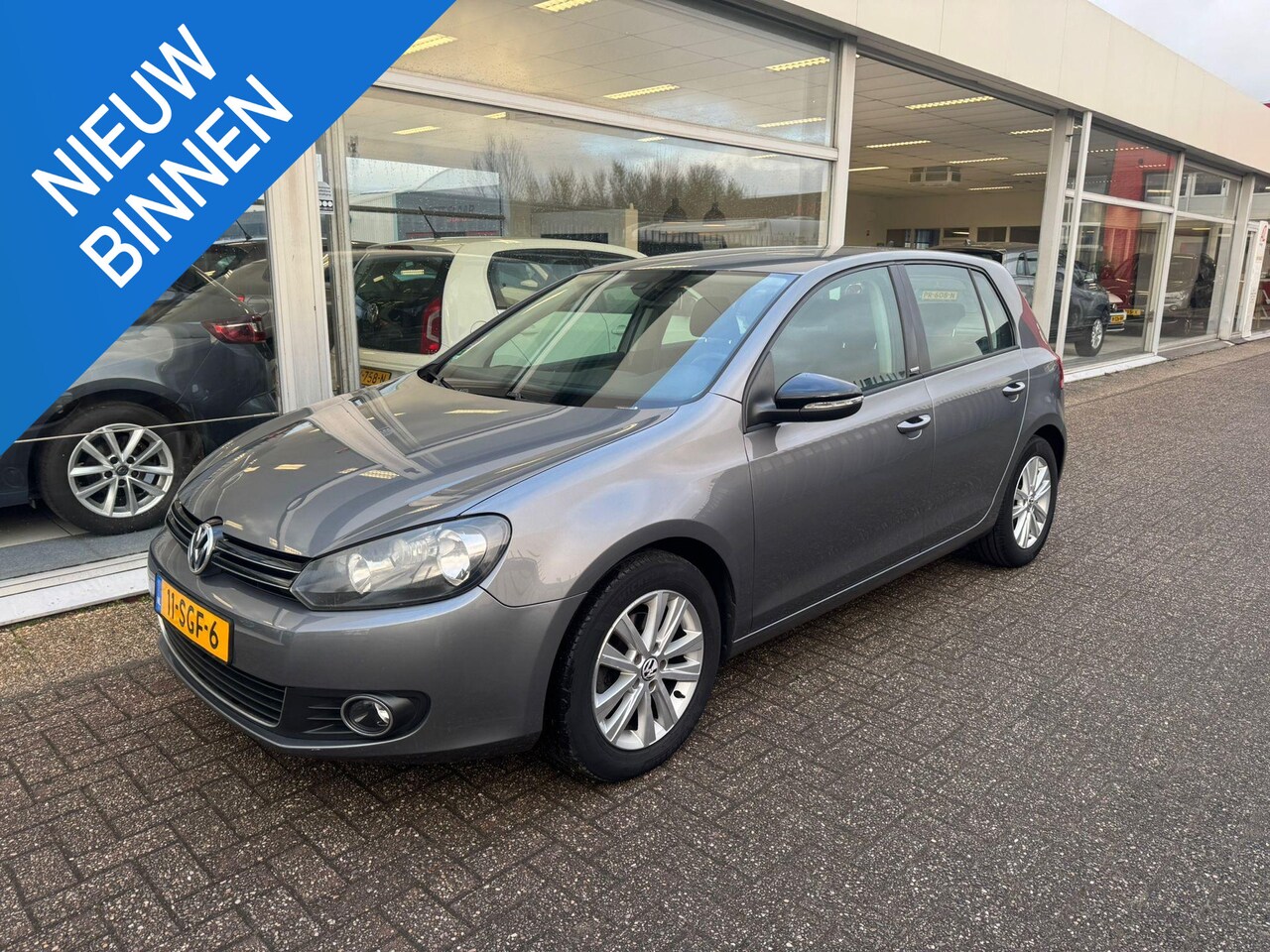 Volkswagen Golf - 1.2 TSI Style BlueMotion | 2e eigenaar | Automaat | Airco | Navigatie | Cruise control | E - AutoWereld.nl