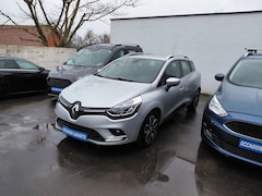 Renault Clio Estate - 0.9 TCe Limited, trekhaak, ecc airco, 16 inch bi color,
