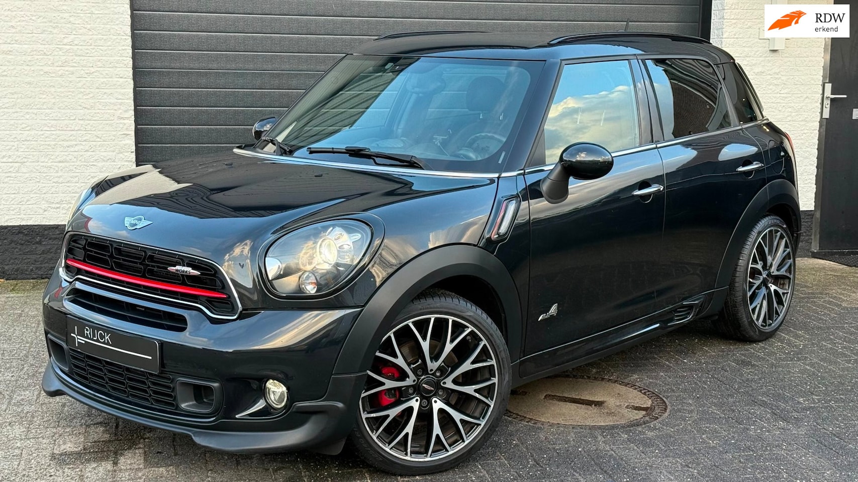 MINI Countryman - Mini 1.6 John Cooper Works ALL4 Chili | Automaat | 218PK | Leder | 19 inch | Dealer ond. - AutoWereld.nl