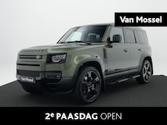 Land Rover Defender 110 - 2.0 P300e 110 Forest Edition | 22"Gloss Black | Zijtreden | Classis Defender spatlappen |