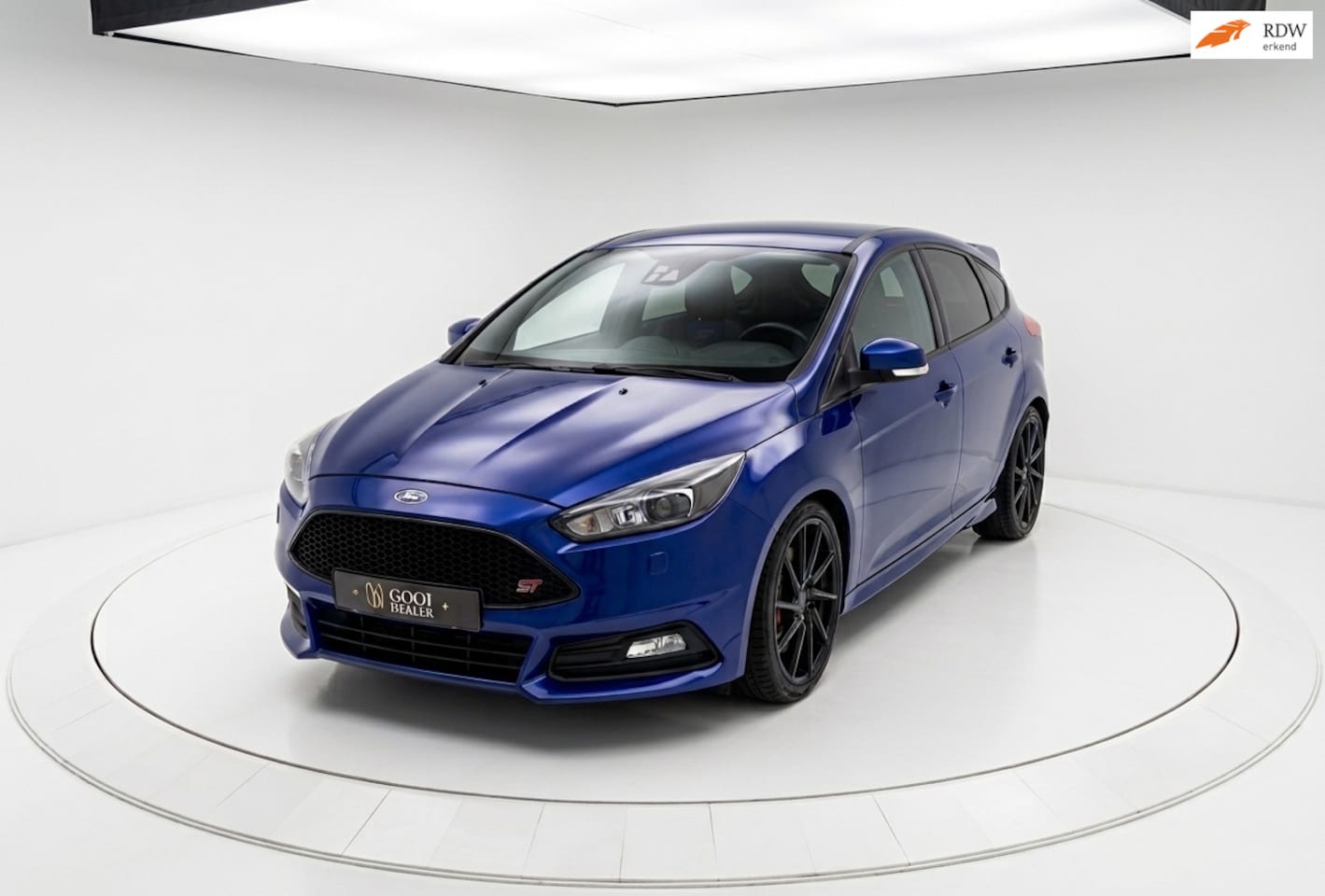 Ford Focus - 2.0 ST RECARO LEDER 1E EIG DEALER ONDERHOUDEN! - AutoWereld.nl