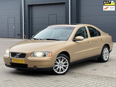 Volvo S60 - 2.4 Drivers Edition Schuif-Kanteldak Lmv