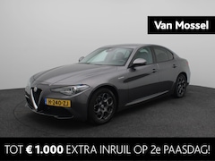 Alfa Romeo Giulia - 2.0T Super Automaat | Navigatie | Achteruitrijcamera | Lederen bekleding | Apple Carplay |