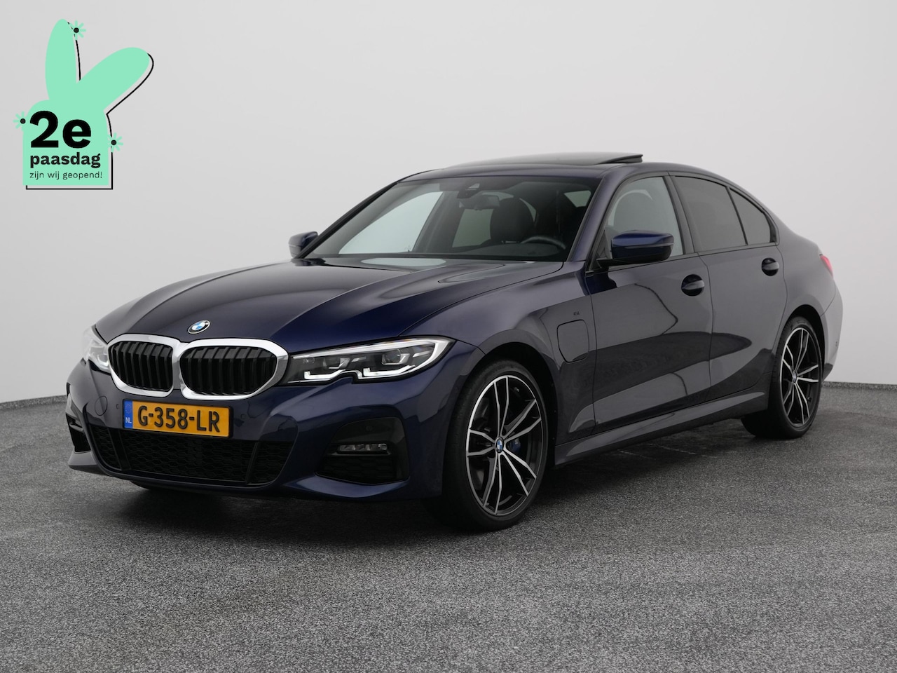 BMW 3-serie - 330e eDrive Edition M-Sport | LEDER | KEYLESS | STOEL - STUURVERW. | CAMERA - AutoWereld.nl