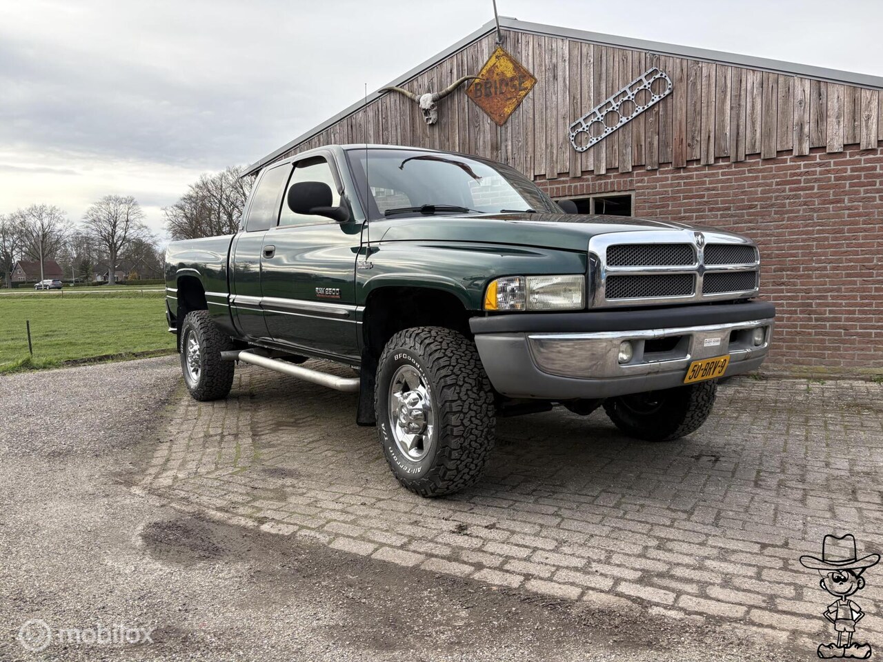 Dodge Ram 2500 - 5.9 Cummins 4x4 extended cab - AutoWereld.nl