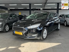 Ford Focus Wagon - 1.5 TDCI Titanium navigatie clima cruise controle lm-velgen elektrische pakket parkeersens