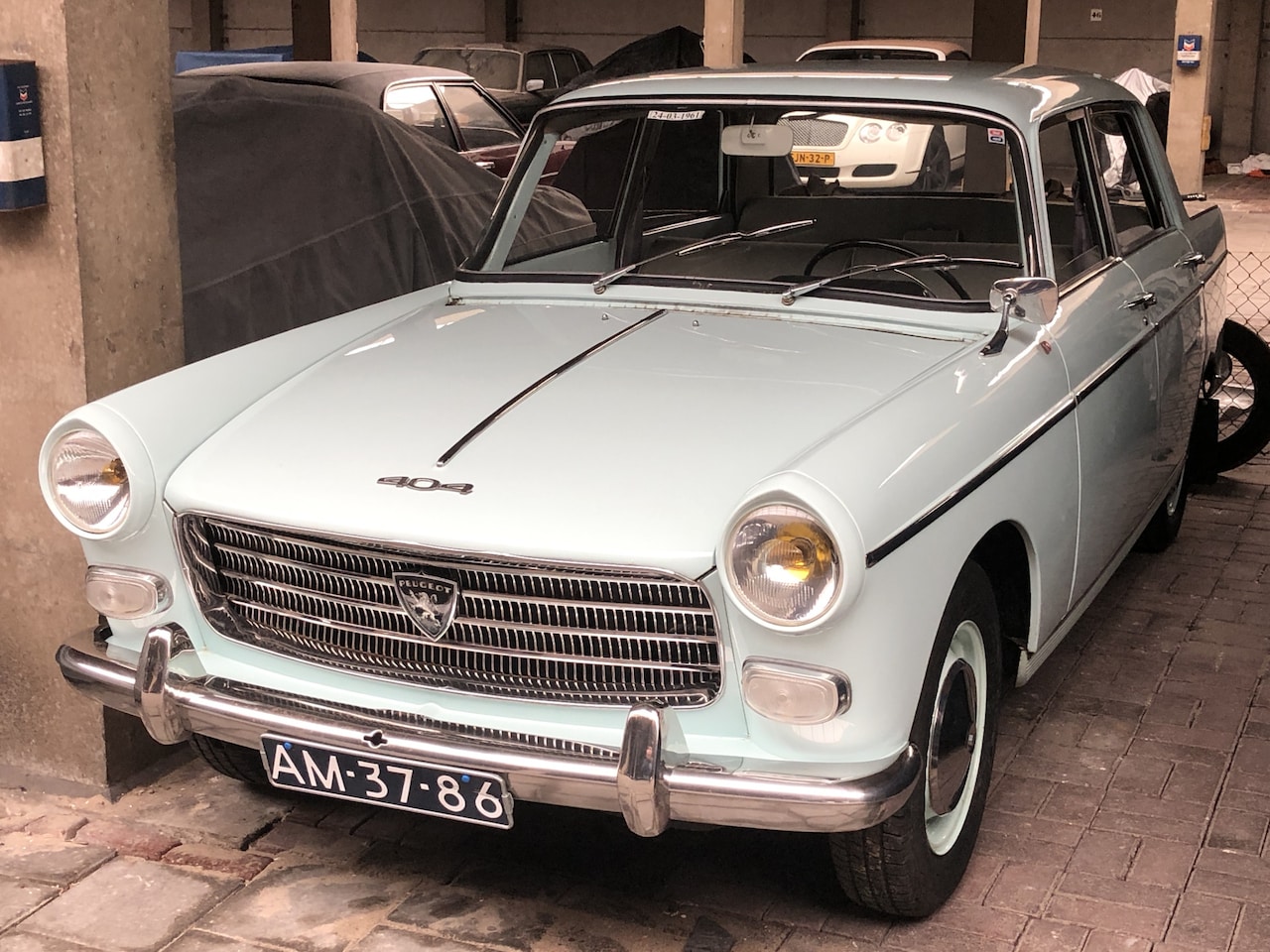 Peugeot 404 - Berline * zeer mooie gave vroege 404 * - AutoWereld.nl