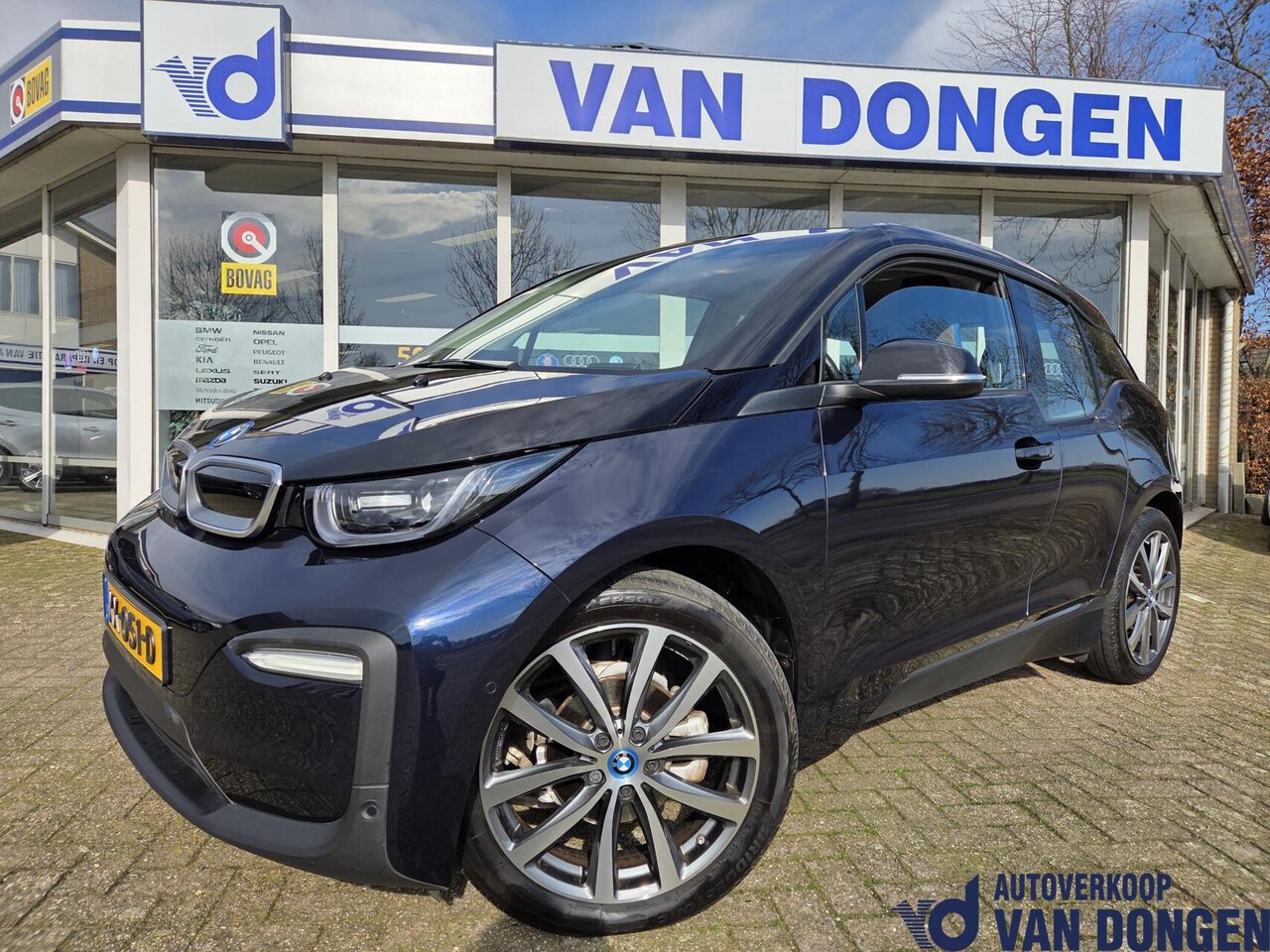 BMW i3 - 120Ah 42 kWh | CCS Snelladen / Warmtepomp | 96% SOH / NL-Auto! - AutoWereld.nl