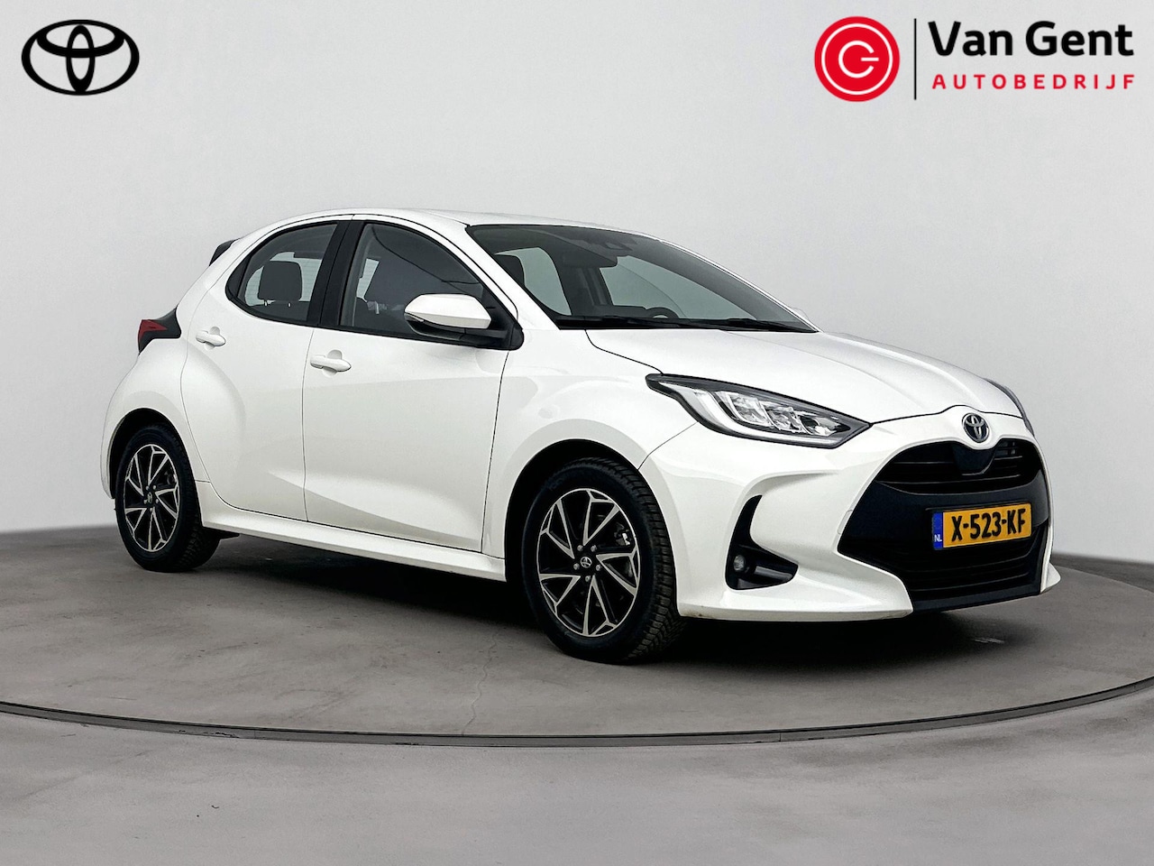 Toyota Yaris - 1.5 Hybrid Dynamic | Apple Carplay / Android Auto | Adaptive Cruise | Clima | Camera | LED - AutoWereld.nl