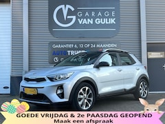 Kia Stonic - 1.0 T-GDi 101PK DynamicLine TwoTone, Trekhaak, Navi, Airco, Cruise, ElektrRamen+Spiegels,