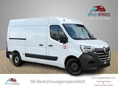 Renault Master - Red 2.3 dCi 150PK L2H2 35T / Cruise / LED / Camera / Trekhaak / Airco / PDC / Navi / Bluet