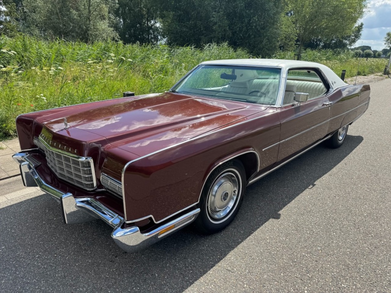 LINCOLN CONTINENTAL