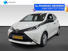 Toyota Aygo - 1.0 VVT-i 69PK 5DRS X-NOW AIRCO CARKIT NAP MANUAL