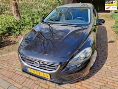 Volvo V40 - 1.6 D2 Momentum Xenon/Navi/Pdc/Stoelverwarming