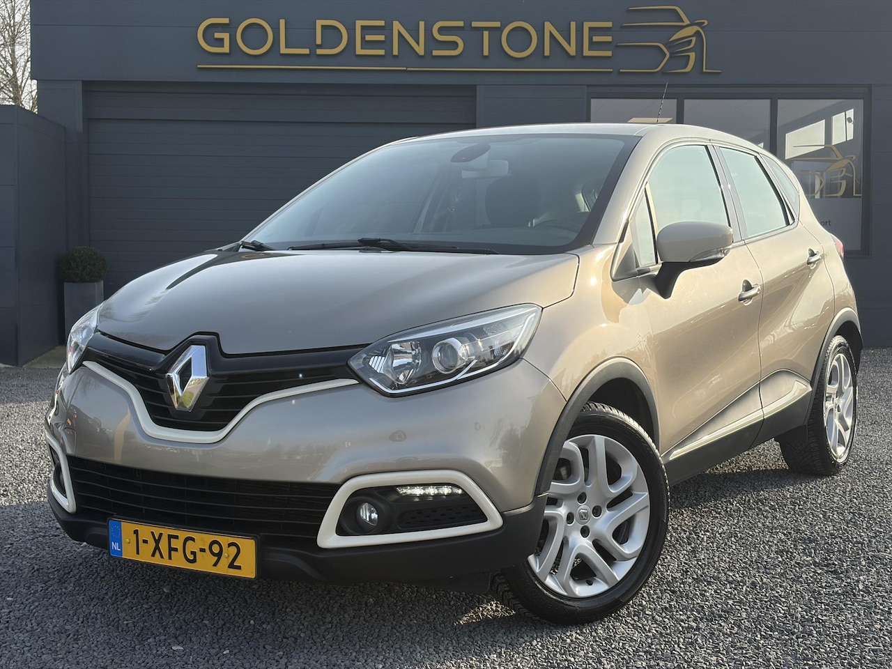 Renault Captur - 1.2 TCe Dynamique Automaat,Trekhaak,Navi,Keyless,Pdc,Clima,Cruise,Lm velgen,N.A.P,Apk tot - AutoWereld.nl