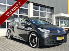 Volkswagen ID.3 - Business 58 kWh SOH 88% Stoelverwarming Airco Cruise controle Navigatiesysteem Telefoonver