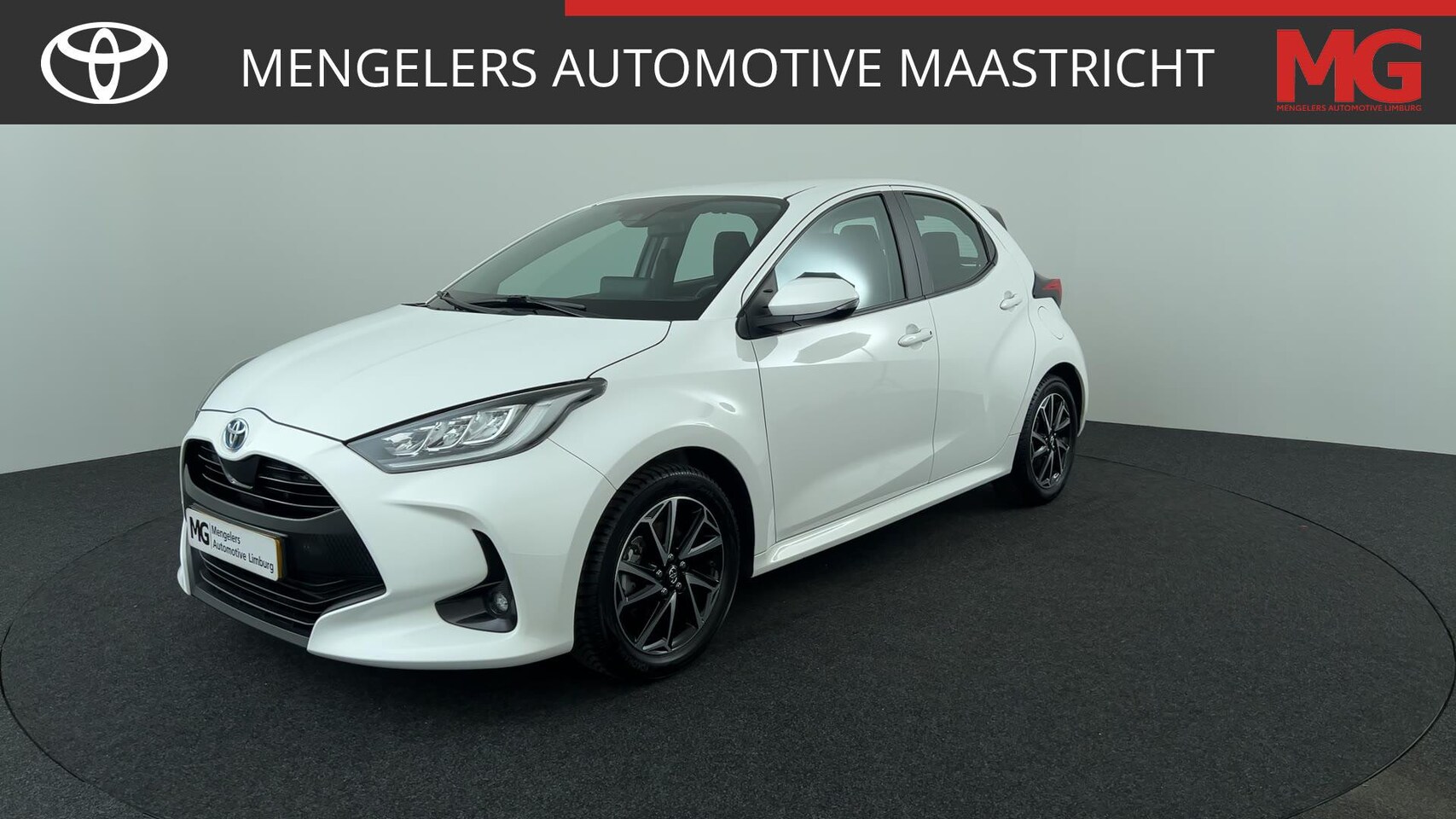 Toyota Yaris - 1.5 Hybrid Dynamic | Rijklaar - AutoWereld.nl