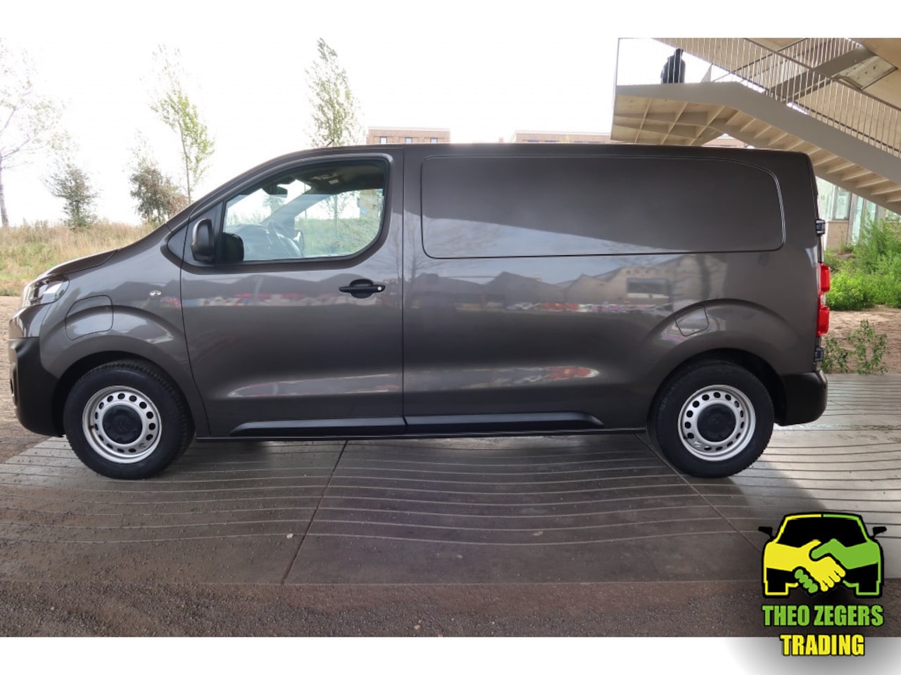 Citroën ë-Jumpy - Club M 136 pk SLECHTS 14.366 km - AutoWereld.nl