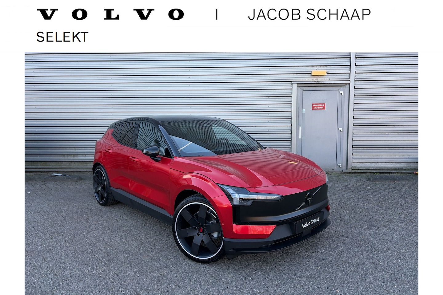 Volvo EX30 - Extended Range Ultra 69 kWh / Alleen bij Jacob Schaap / Velgen 21" Everlast / Fusion RED W - AutoWereld.nl
