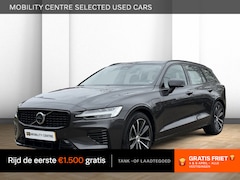 Volvo V60 - T6 AWD Plus Dark | 360 Camera | Trekhaak | Panoramadak