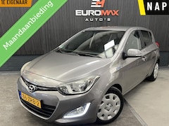 Hyundai i20 - 1.2i Black 1e Eigenaar - NAP