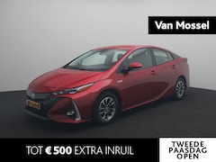 Toyota Prius - 1.8 Plug-in Business Plus | Navi | Achteruitrijcamera + sensoren | Climate control | Head