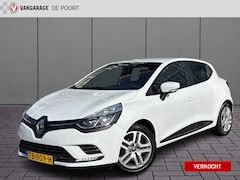 Renault Clio - 1.5 dCi Ecoleader Zen | NL-auto | Trekhaak | Navi | Cruisec. | PDC