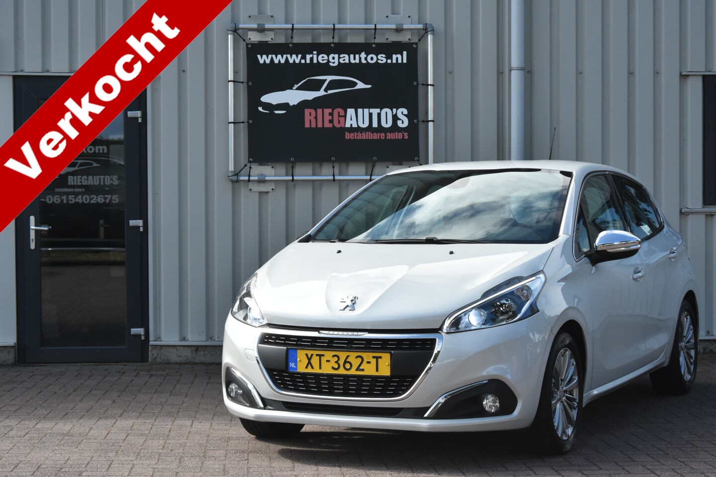 Peugeot 208 - 1.2 PureTech Blue Lease Allure B.J. 2019 - AutoWereld.nl